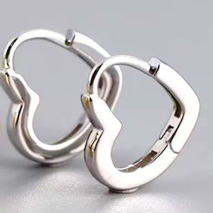 🆕NIP:Silver Heart Huggie Earrings-925 Silver Plated